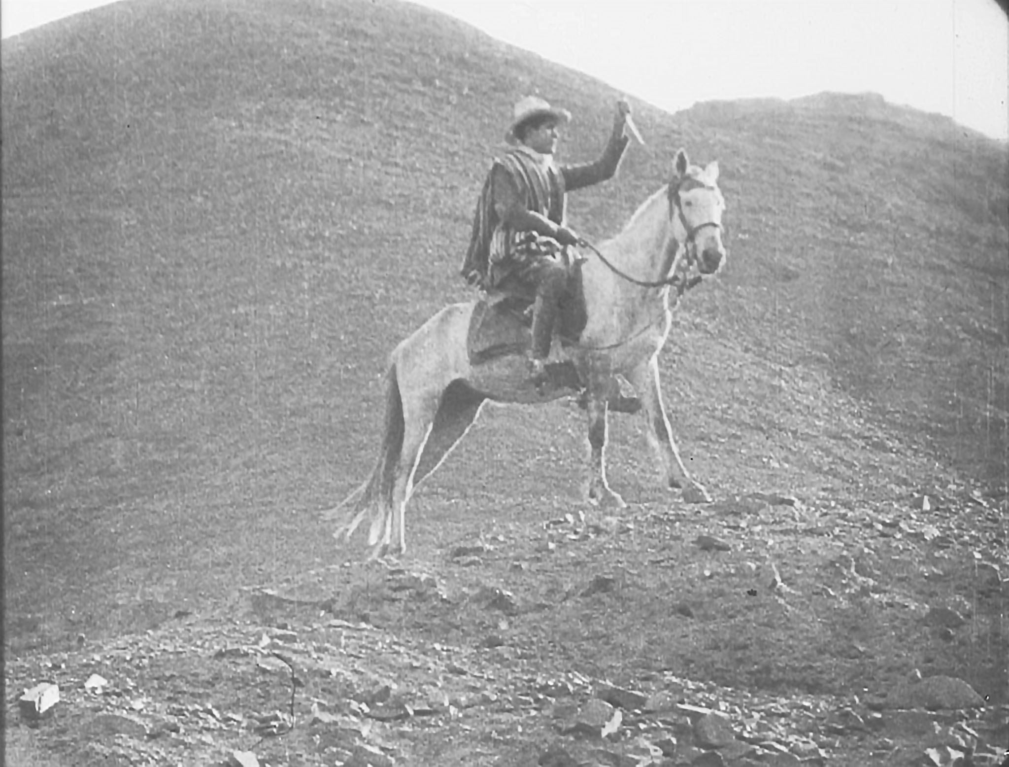 Fotograma de "Luis Pardo"